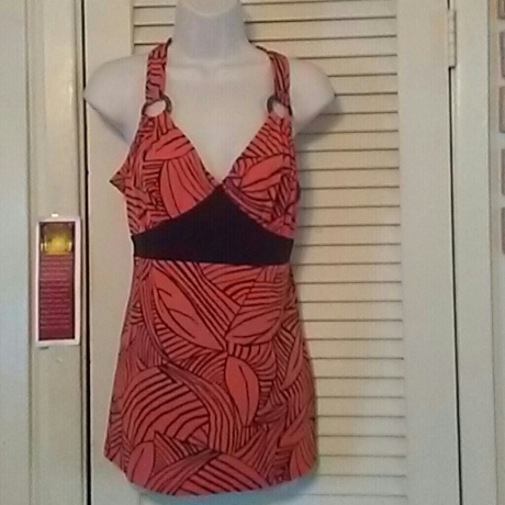 SIZE MED, LENA JEANS SUMMER TOP